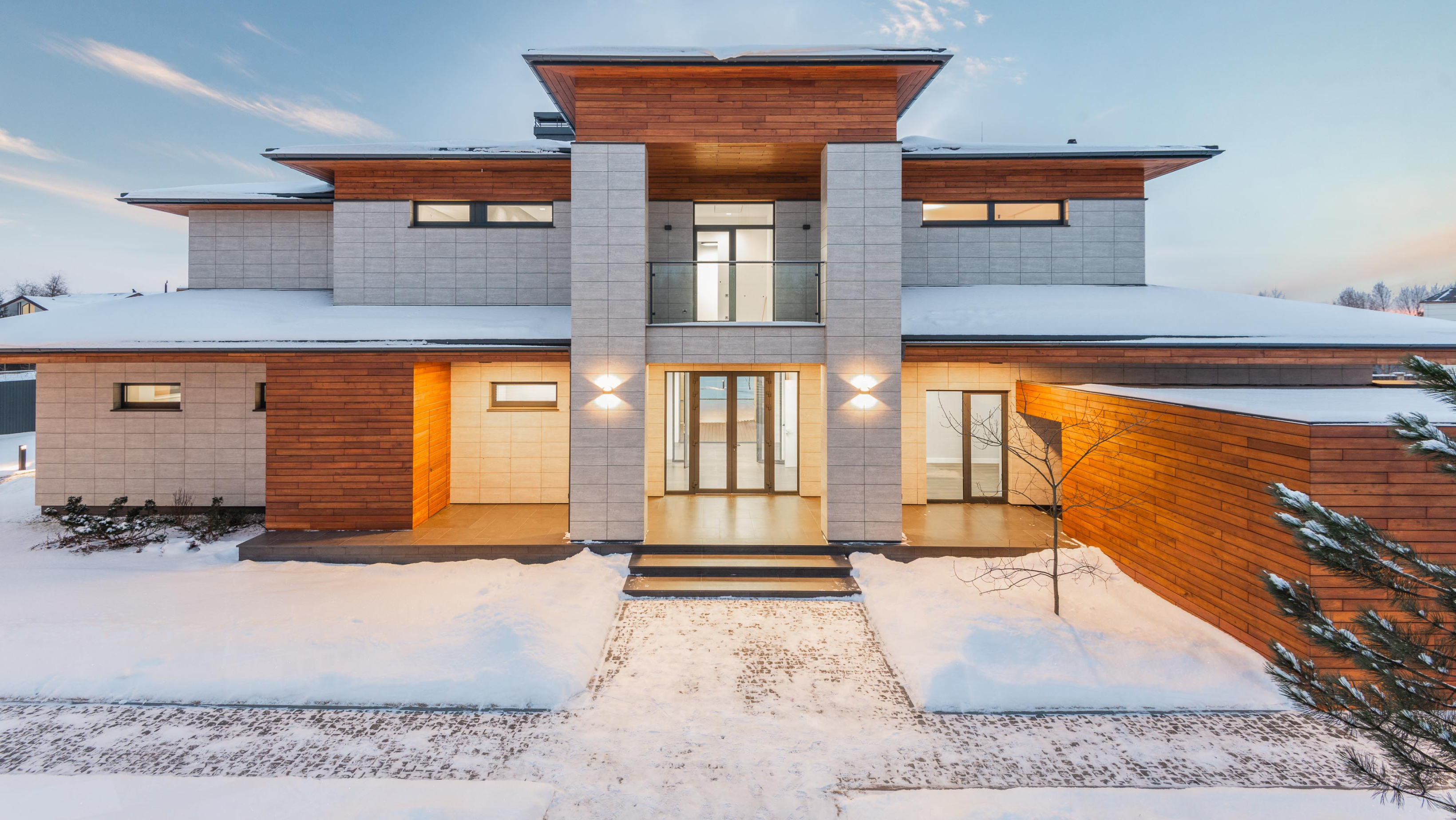 How to Create Curb Appeal in the Winter